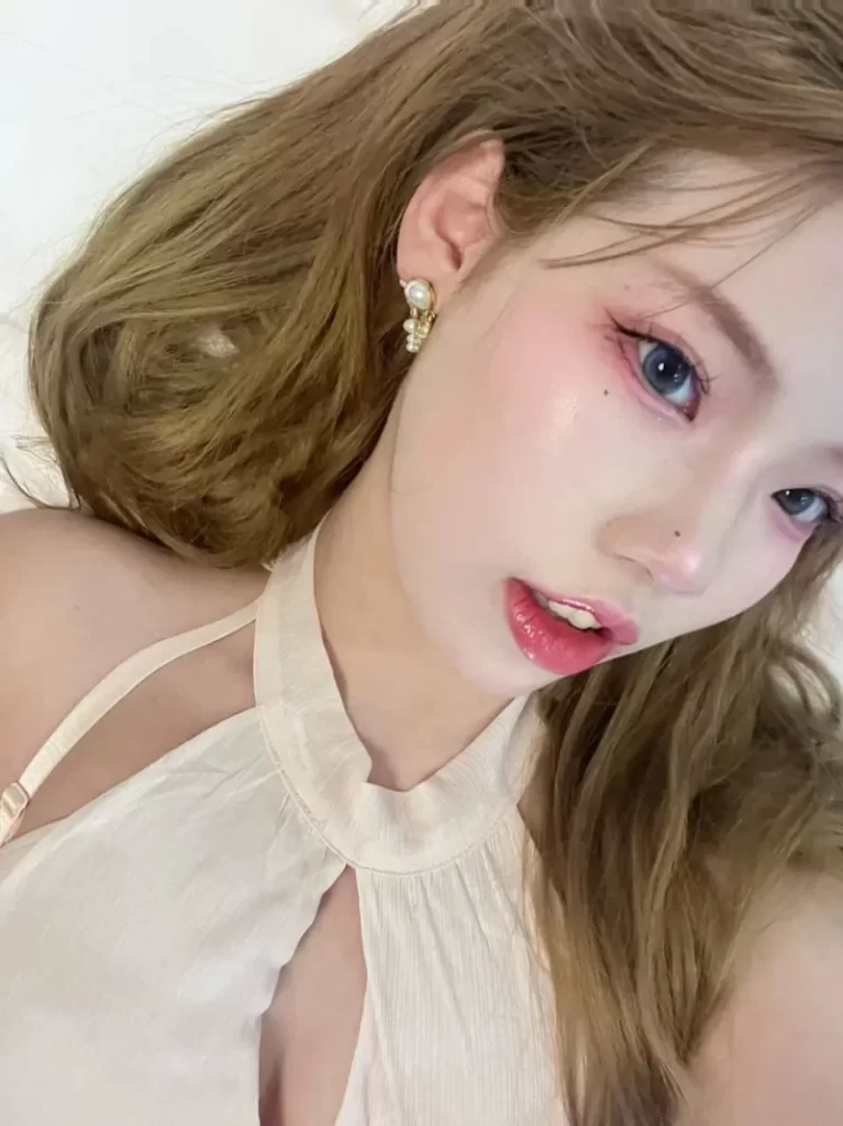 [mp4/1.1g]顶级露脸反差小母狗 钰子 青春校花推特反差婊 